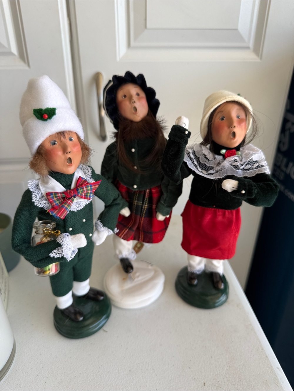 Festive Byers Choice Caroler Figurine Set of 3 - Green, Red, White